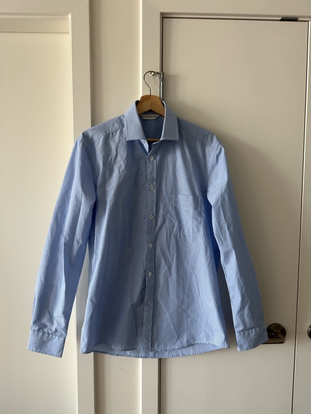Light Blue Men's Dress Shirt - Classic Button-Down